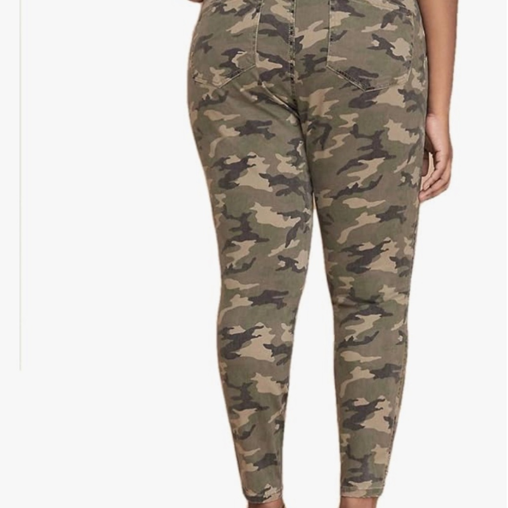 Lane Bryant SZ 20 Camo Pants - Picture 7 of 7